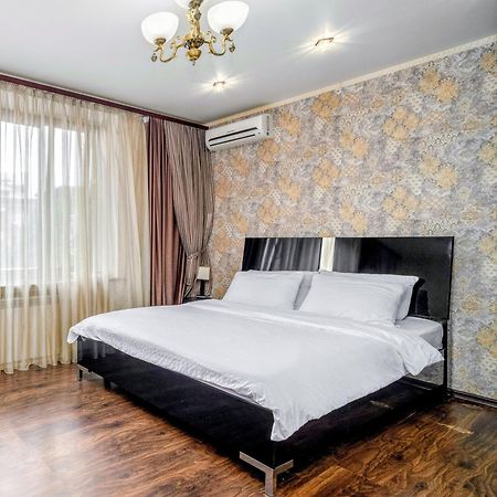 Lux Apartment Gorkiy Park Jarkov Exterior foto