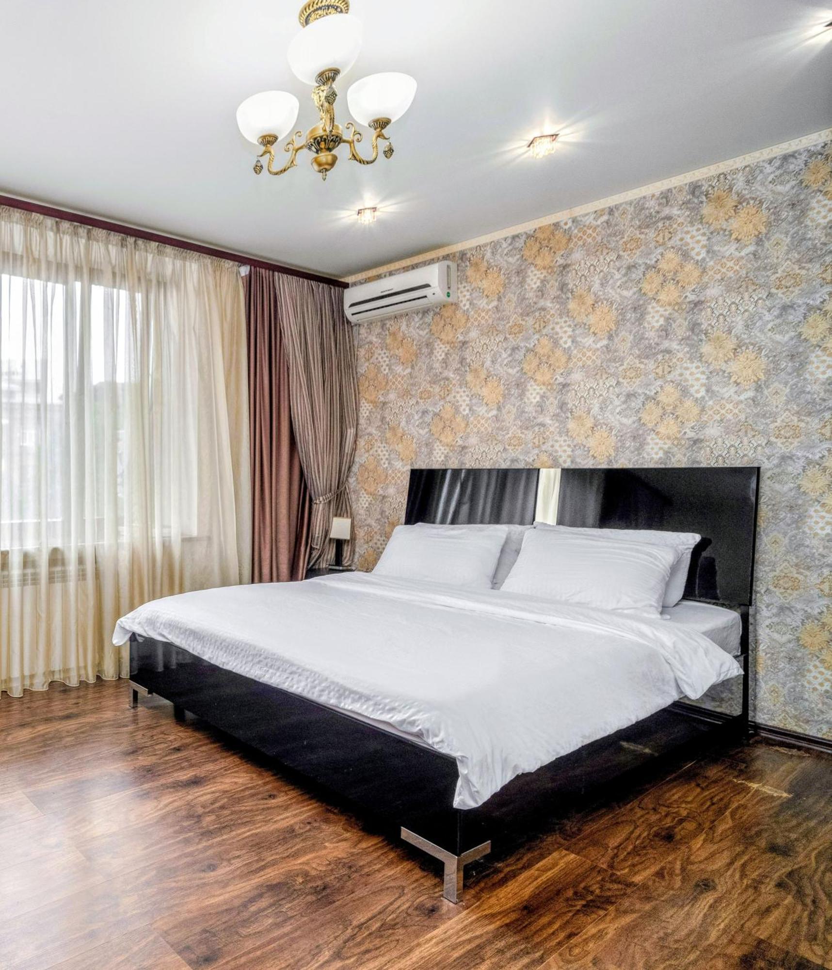 Lux Apartment Gorkiy Park Jarkov Exterior foto